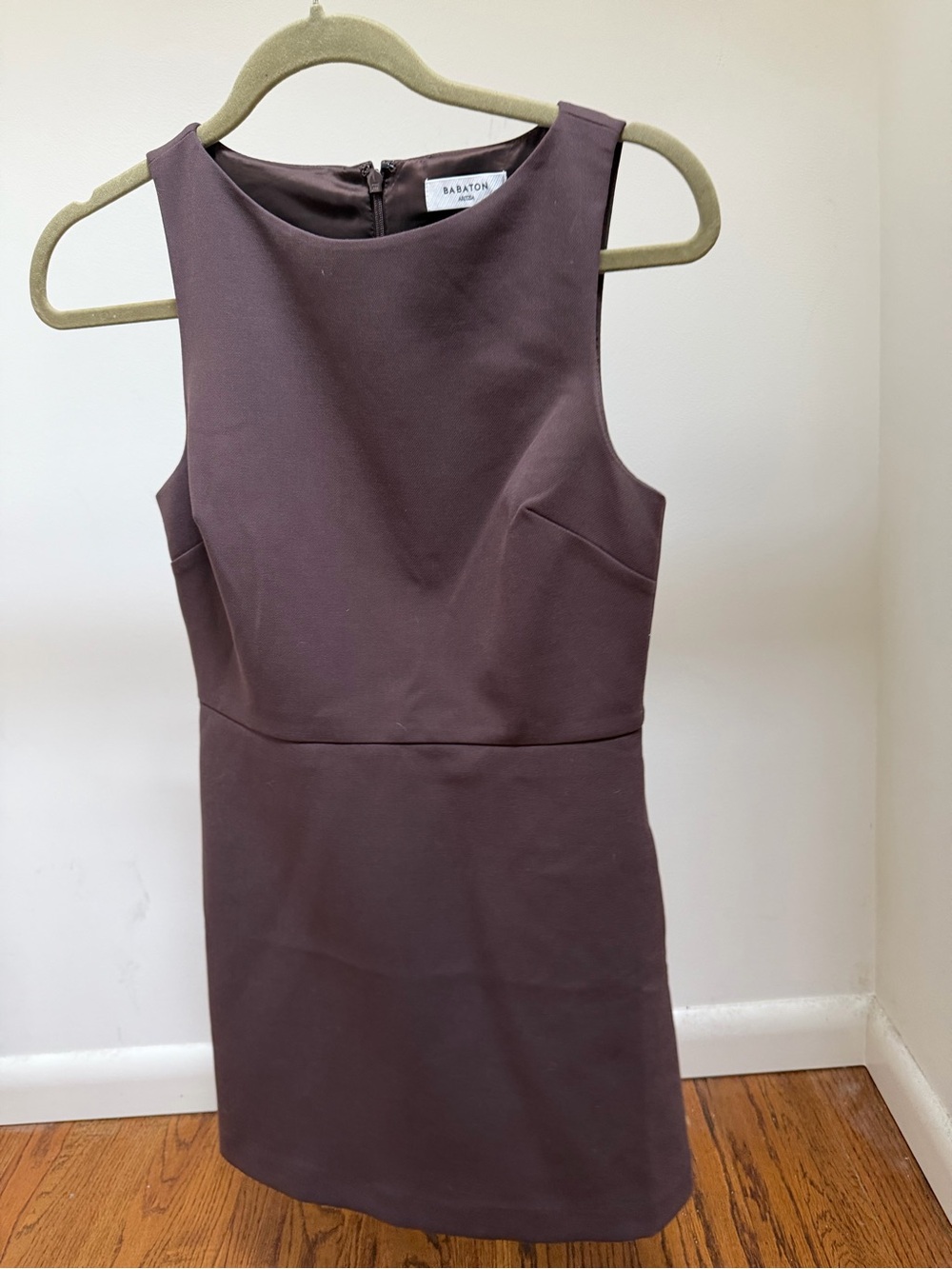 NWT Aritzia Bond Babaton brown Sheath Mini Dress size 0